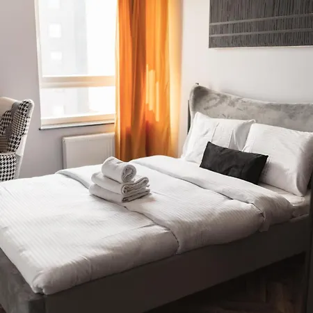 City View Stylish Apartment *